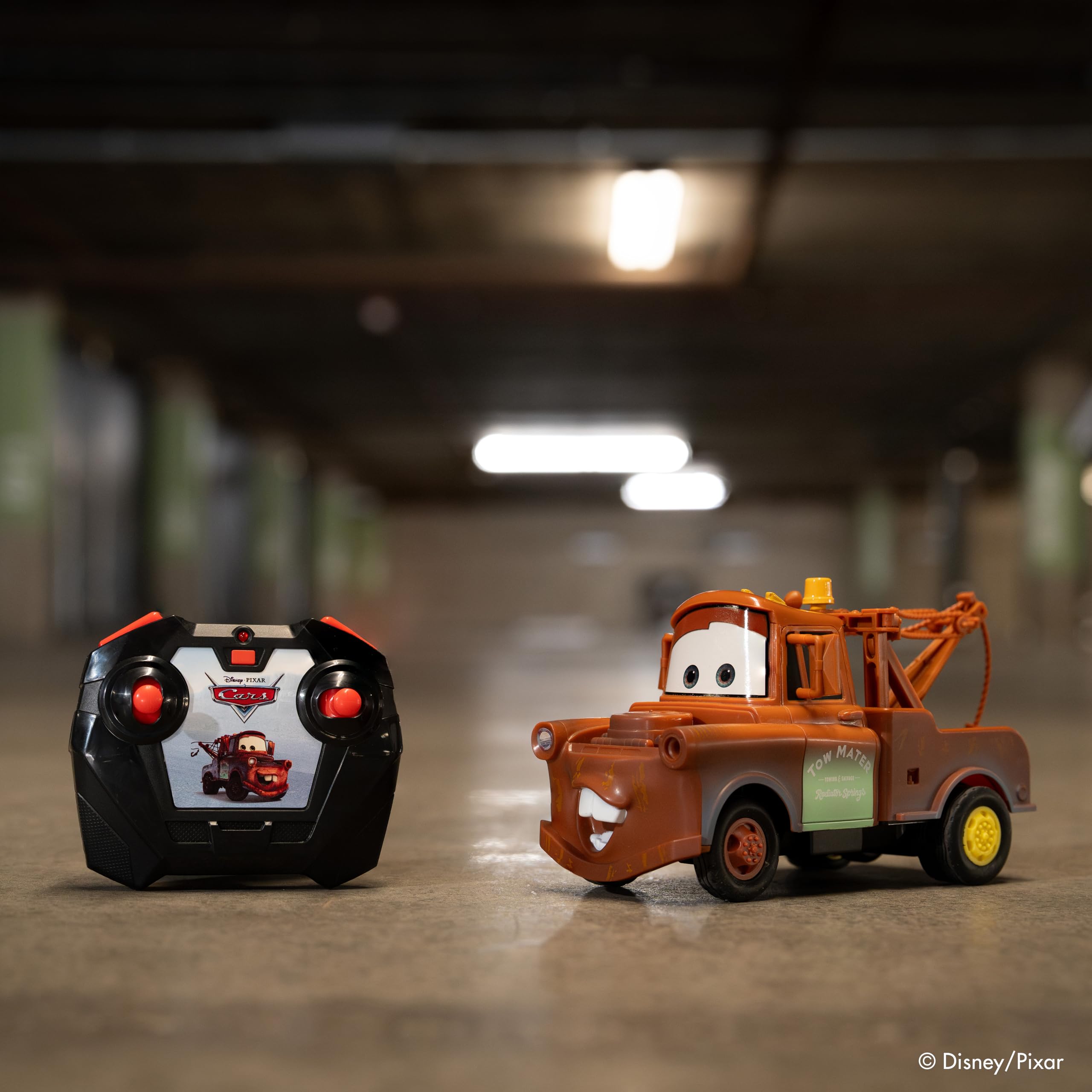 Amazon.co.jp: Jada ディズニー ピクサー カーズ ターボ レーサー 牽引